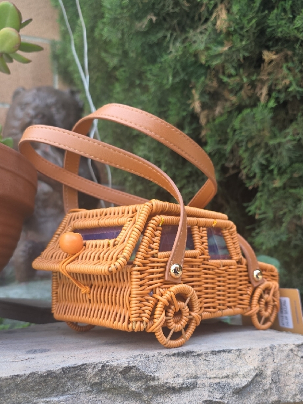 Tommy Bahama Tan Wicker Jeep-Shaped Handbag - Picture 2 of 7